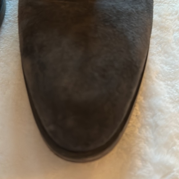 Rag and bone grey suede booties. Size 7.5 - Picture 2 of 3
